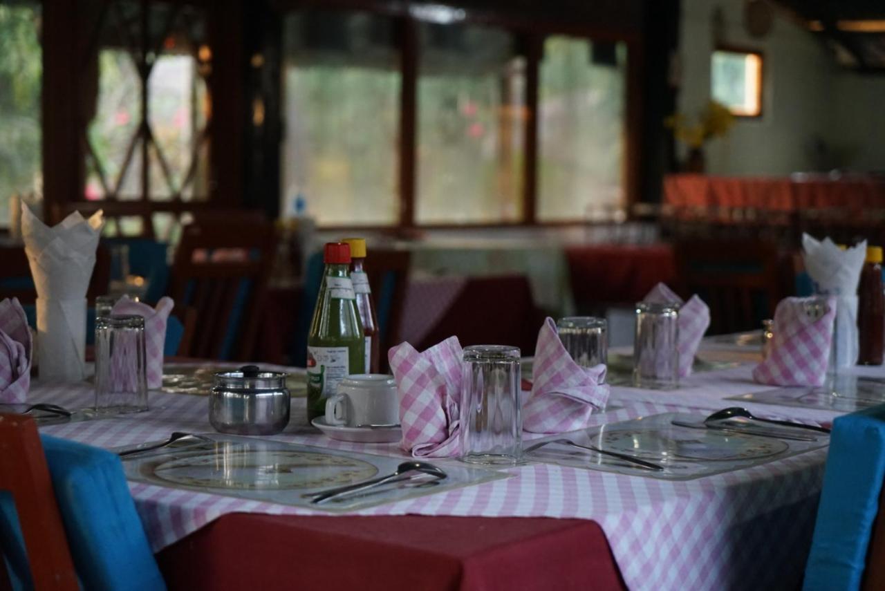 Forest Hideaway Resort Pvt Ltd Bardiya Bagian luar foto
